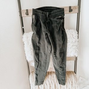 Nike Womens Small Black Workout Joggers Sweatpants